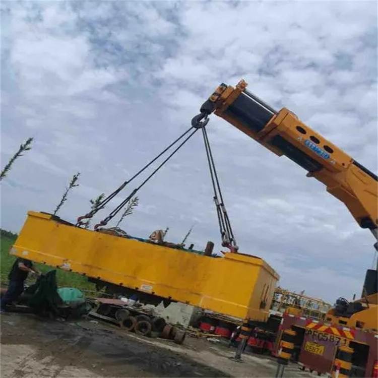 文儒镇随车吊吊集装箱怎么吊